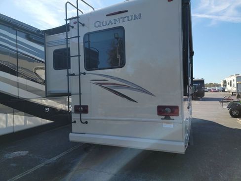 Used 2018 Mercedes-Benz Sprinter 3500 image 6