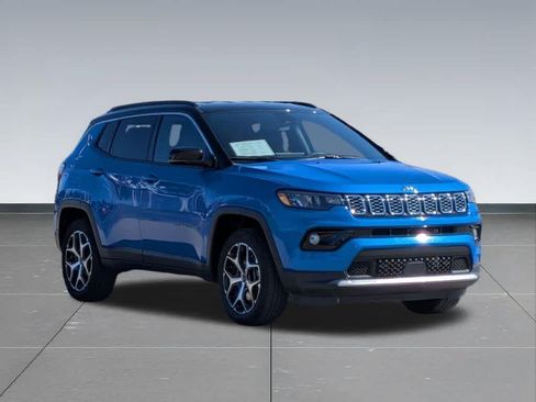Used 2025 Jeep Compass Limited AWD/4WD image 10