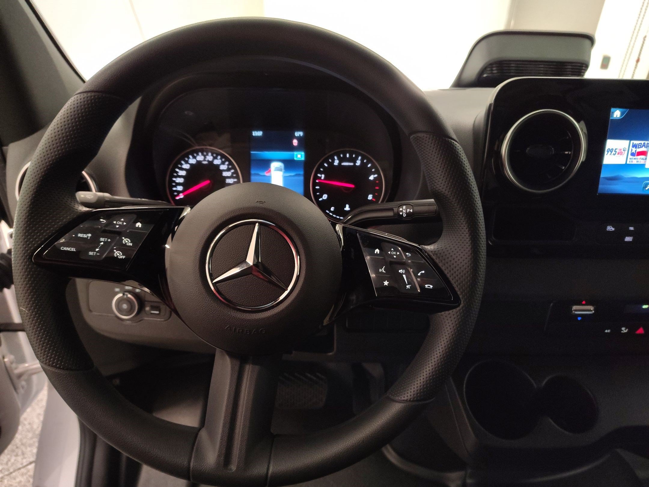 Used 2026 Mercedes-Benz Sprinter 2500 image 14