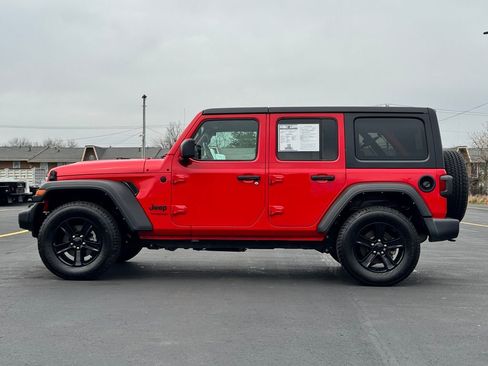 Used 2021 Jeep Wrangler Unlimited Sport AWD/4WD image 4
