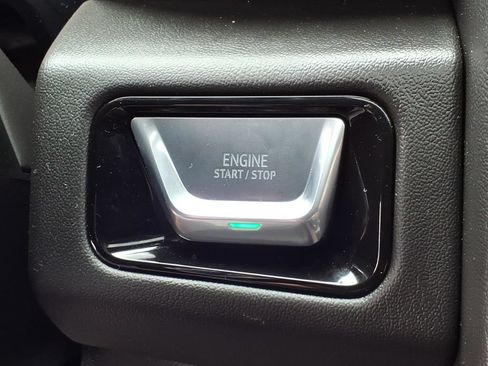 Used 2026 GMC Yukon Denali w/ Sun & Power Step Package AWD/4WD image 23