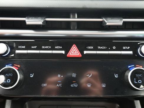 Used 2025 Hyundai Tucson SEL AWD/4WD image 14