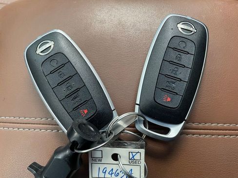 Certified 2023 Nissan Pathfinder Platinum w/ Cargo Package image 20