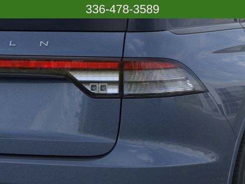 New 2026 Lincoln Aviator 2WD w/ Jet Appearance Package image 21
