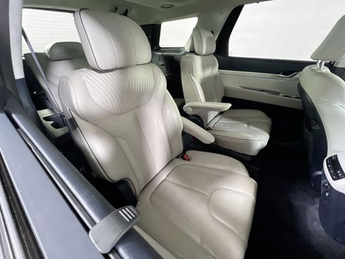 Used 2023 Hyundai Palisade Calligraphy image 28