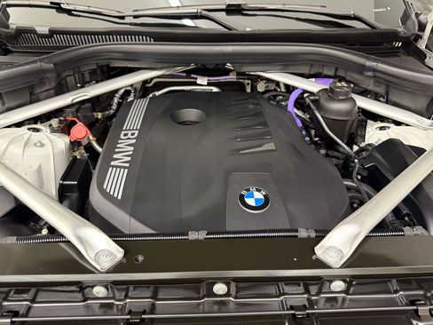 Certified 2024 BMW X5 sDrive40i w/ M Sport Package RWD image 34