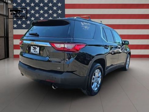 Used 2020 Chevrolet Traverse LT w/ Driver Confidence II Package AWD/4WD image 5