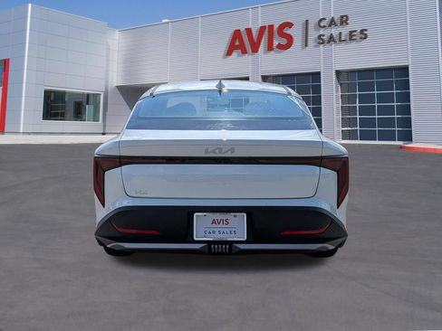 Used 2025 Kia K4 FWD image 7
