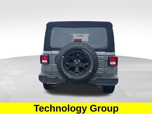 Used 2023 Jeep Wrangler Willys image 4