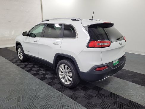 Used 2016 Jeep Cherokee Limited FWD image 3