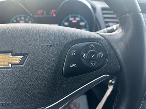 Used 2016 Chevrolet Impala LT w/ Convenience Package image 19