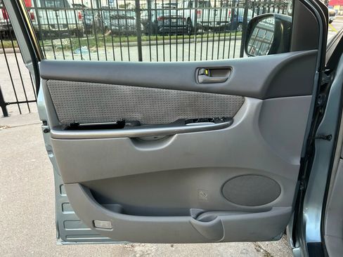 Used 2006 Toyota Sienna LE image 12