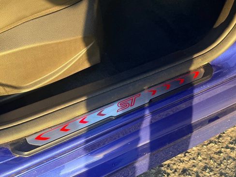 Used 2013 Ford Focus ST image 32