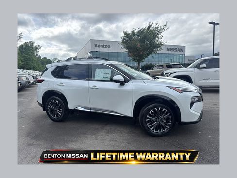 New 2026 Nissan Rogue Platinum w/ Platinum Premium Package AWD/4WD image 1