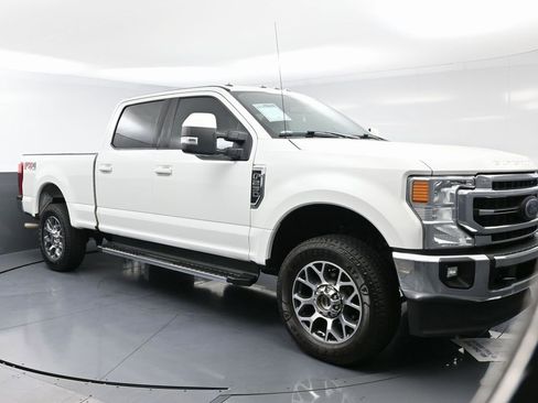 Used 2021 Ford F250 Lariat w/ Lariat Value Package image 4