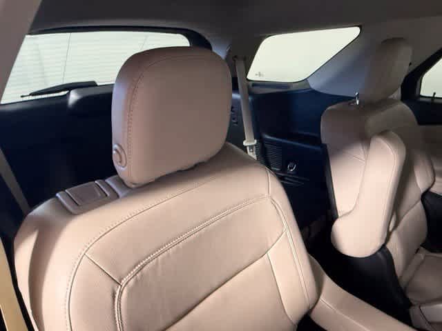 Used 2020 Ford Explorer XLT w/ Equipment Group 202A RWD image 62