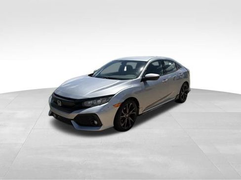 Used 2018 Honda Civic Sport image 7