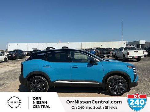 New 2026 Nissan Kicks SR w/ Illumination Package image 4