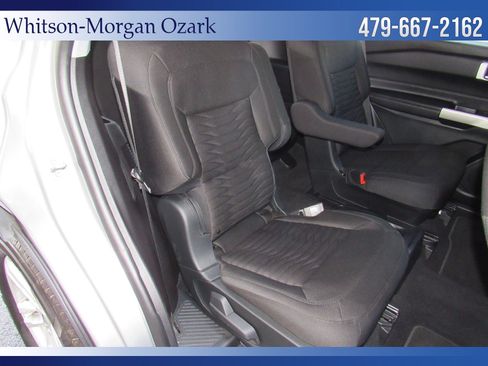 Used 2021 Ford Explorer XLT image 28