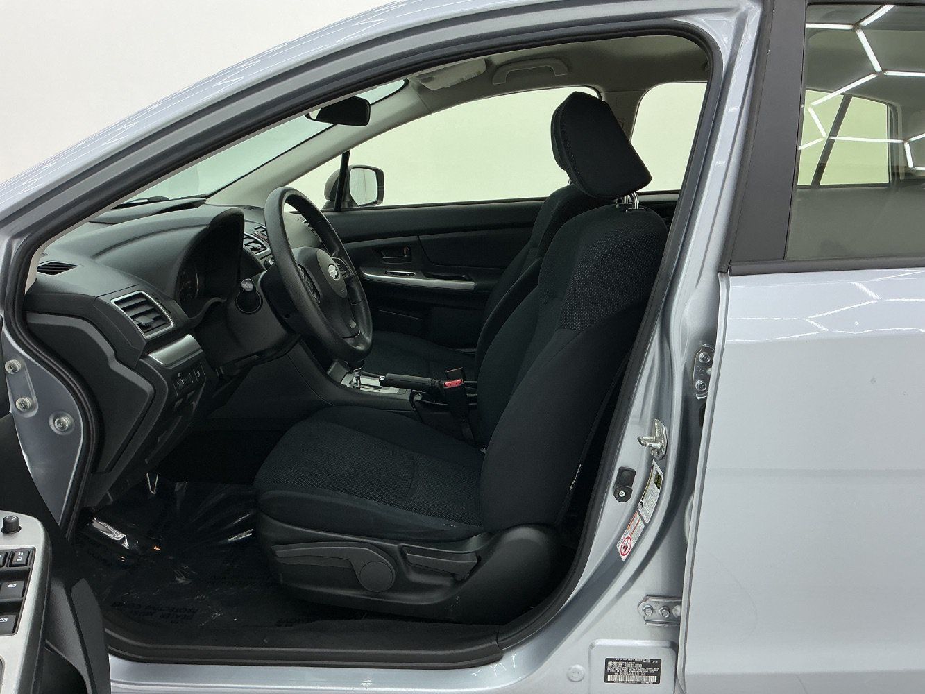 Used 2015 Subaru Impreza 2.0i AWD/4WD image 14