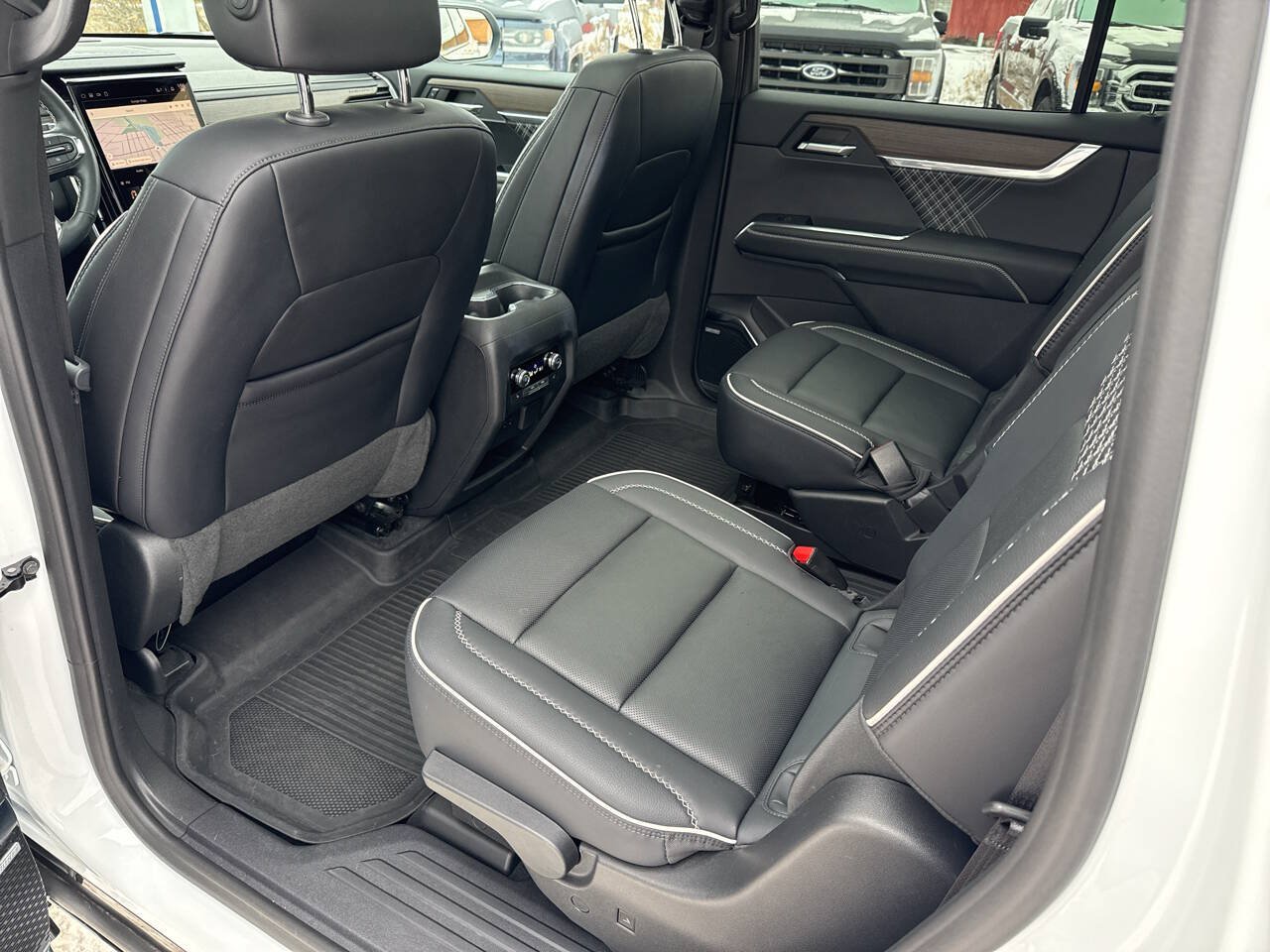 Used 2024 GMC Acadia Denali w/ LPO, Floor Liner Package AWD/4WD image 24