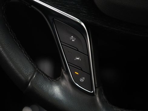 Used 2022 Cadillac XT5 Premium Luxury w/ LPO, Floor Liner Package image 20