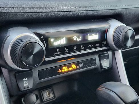 Used 2024 Toyota RAV4 LE image 22