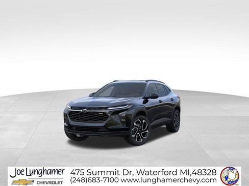 New 2026 Chevrolet Trax RS w/ Sunroof Package FWD image 8