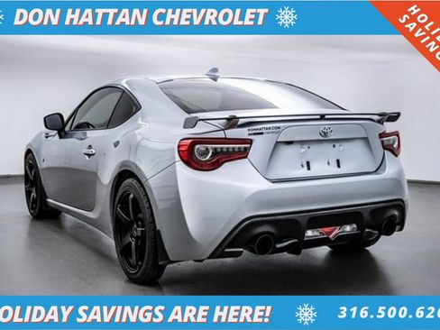 Used 2018 Toyota 86 image 26