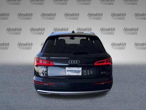 Used 2018 Audi Q5 2.0T Premium Plus w/ Premium Plus Package AWD/4WD image 8