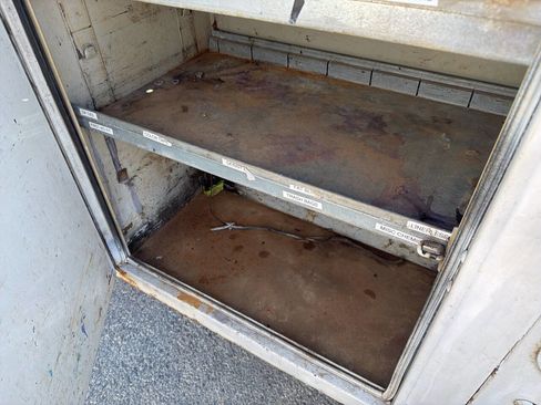 Used 2006 Ford F350 XL image 10