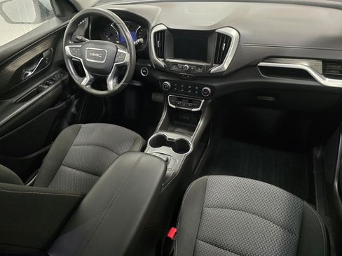 Used 2023 GMC Terrain SLE image 19