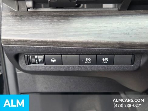 Used 2023 Nissan Ariya FWD image 28