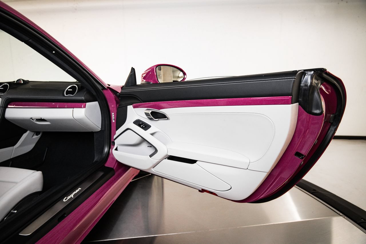 Certified 2025 Porsche 718 Cayman RWD image 26