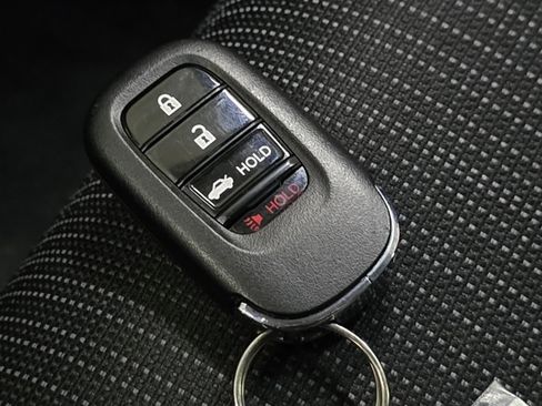 Used 2022 Honda Civic LX image 31