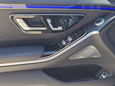 Used 2025 Mercedes-Benz S 580 4MATIC Sedan image 19