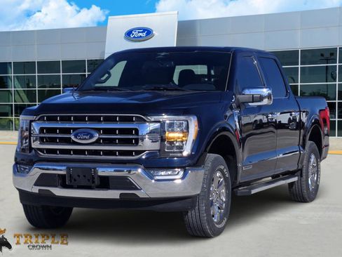 Used 2023 Ford F150 Lariat image 2