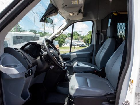 Used 2017 Ford Transit 350 XL RWD image 9