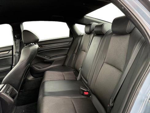 Used 2022 Honda Accord Sport image 11