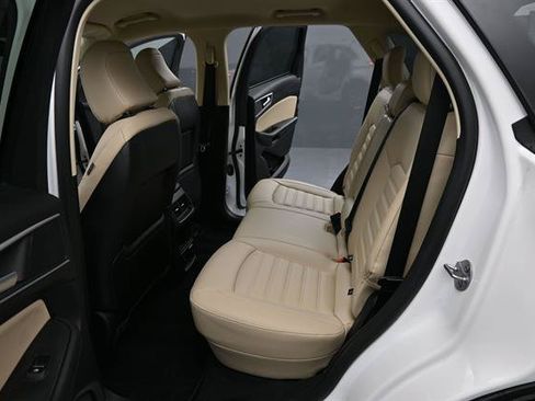 Certified 2024 Ford Edge SEL w/ Convenience Package AWD/4WD image 15