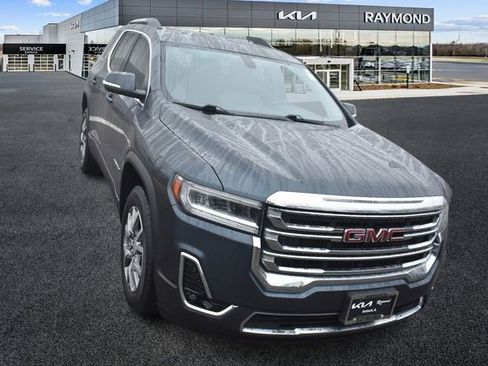 Used 2020 GMC Acadia SLT image 9