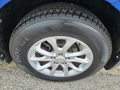 Used 2019 Chevrolet Equinox LT AWD/4WD image 14