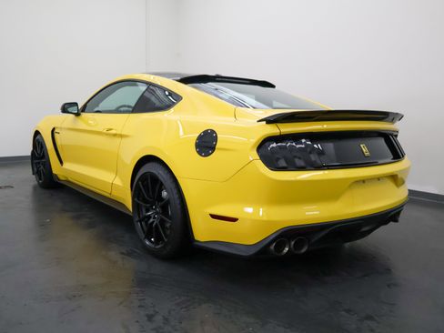Used 2017 Ford Mustang Shelby GT350 w/ Electronics Package RWD image 5