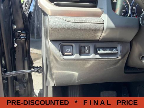 Used 2023 GMC Acadia Denali w/ Black Diamond Edition AWD/4WD image 36