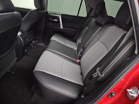 Used 2020 Toyota 4Runner SR5 Premium w/ Moonroof Package AWD/4WD image 12