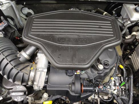 Used 2021 Chevrolet Blazer LT FWD image 30