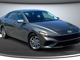 Used 2024 Hyundai Elantra SEL image 3