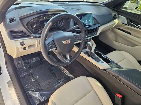 Certified 2025 Cadillac CT4 Luxury AWD/4WD image 19