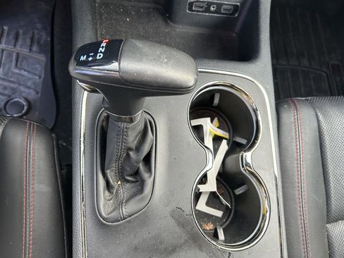 Used 2018 Dodge Durango R/T w/ Technology Group image 9