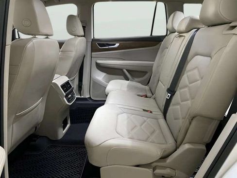 Used 2024 Volkswagen Atlas SE FWD image 74